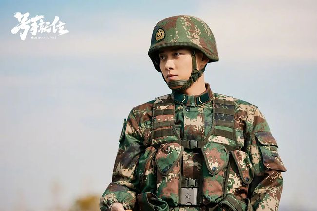 火箭軍夏小平的最新照片，展現(xiàn)新時(shí)代軍人的風(fēng)采